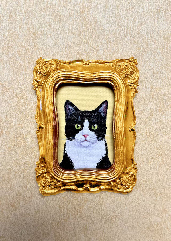 Hand-painted Tuxedo cat, Style 09, Gold finish